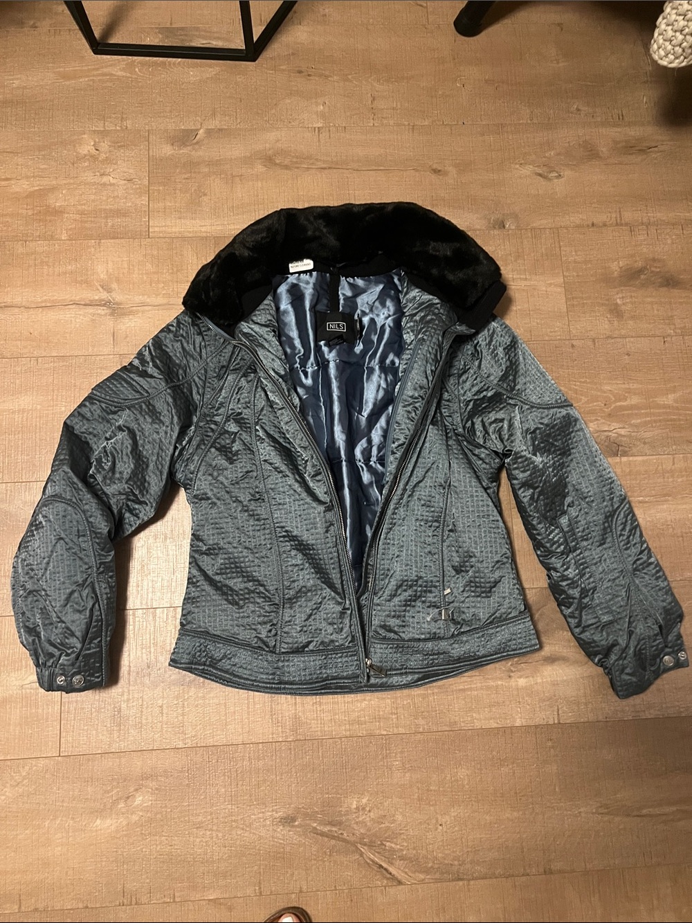 Nils jacket size 8 womens Quilted Women's Jacket with Faux Fur Collar - Blue